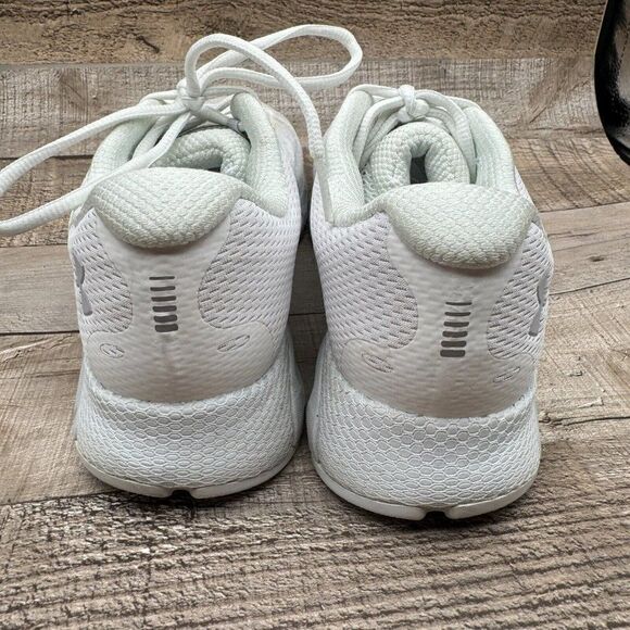 Under Armour Hovr Infinite 3 Running Shoes Womens Size 8 White Sneakers 3023556 - Picture 4 of 10